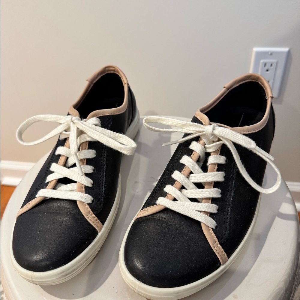 Women's Ecco Soft 7 sneaker